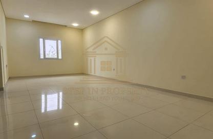 Apartment - Studio - 1 Bathroom for rent in Al Najda Street - Madinat Khalifa North - Madinat Khalifa - Doha