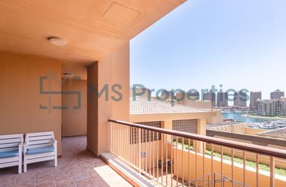 Apartment - 2 Bedrooms - 3 Bathrooms for rent in West Porto Drive - Porto Arabia - The Pearl Island - Doha