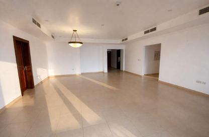 Apartment - 3 Bedrooms - 4 Bathrooms for rent in East Porto Drive - Porto Arabia - The Pearl Island - Doha