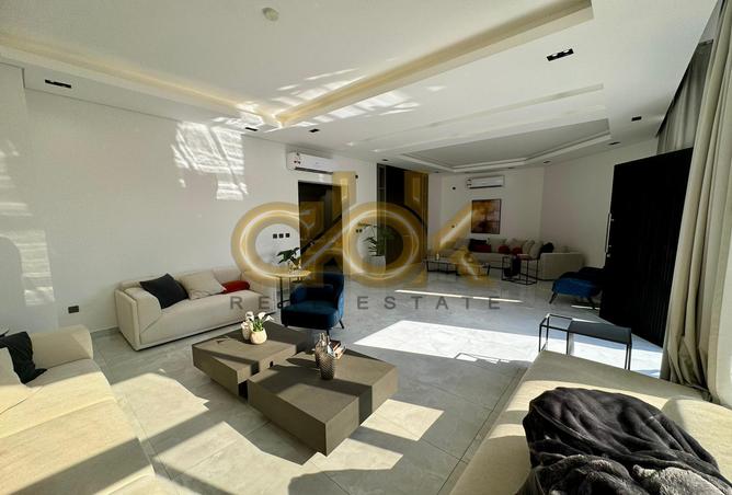 54928252 - Property Image 2
