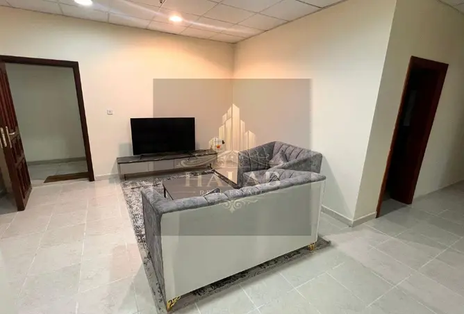 976894 - Property Image 3