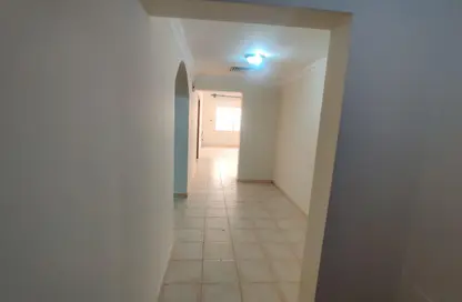 Apartment - 1 Bedroom - 1 Bathroom for rent in Al Khalidiya Street - Najma - Doha