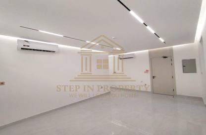 Apartment - 2 Bedrooms - 3 Bathrooms for rent in Fereej Kulaib - Doha Apartment - 2 Bedrooms - 3 Bathrooms for rent in Fereej Kulaib - Doha