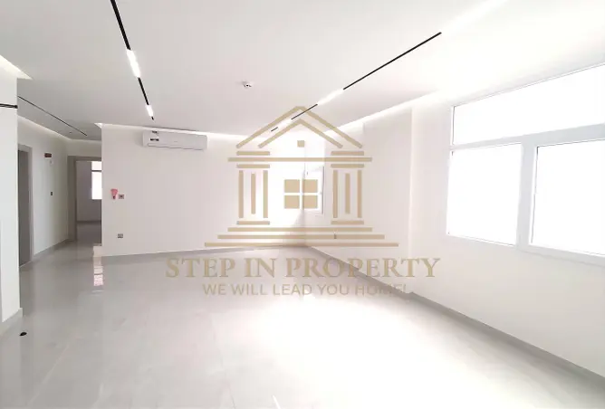 57204129 - Property Image 2