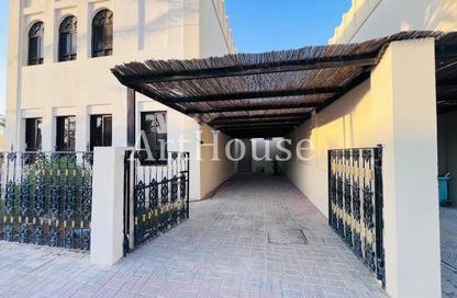 Villa - 4 Bedrooms - 6 Bathrooms for rent in Bin Omran - Fereej Bin Omran - Doha