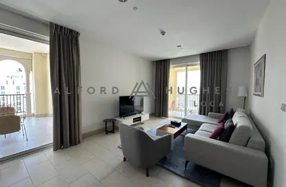 Apartment - 2 Bedrooms - 3 Bathrooms for rent in Viva Central - Viva Bahriyah - The Pearl Island - Doha