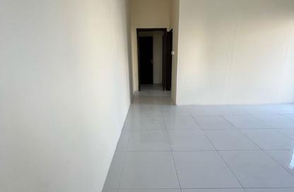 Apartment - Studio - 1 Bathroom for rent in Najma - Doha