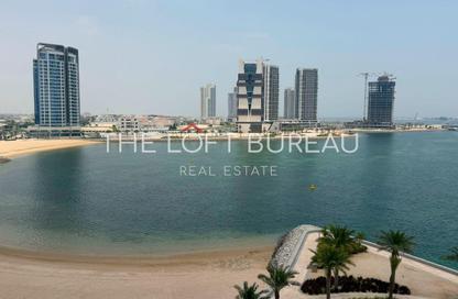 Apartment - 1 Bedroom - 2 Bathrooms for sale in Seef Lusail Tower 1 - Seef Lusail - Lusail City - Lusail