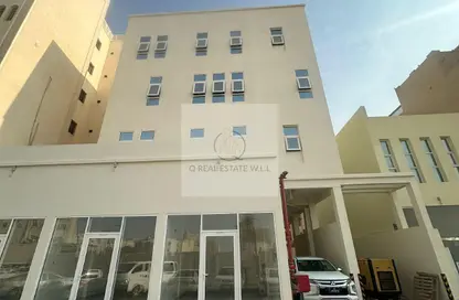 شقة - 3 غرف نوم - 2 حمامات للايجار في الغانم القديم - الغانم - الدوحة