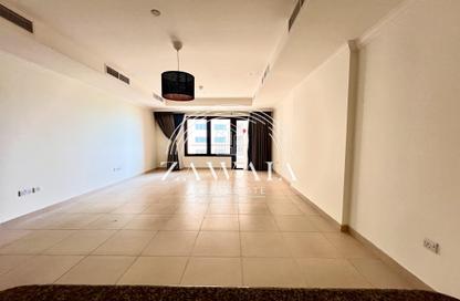 Apartment - 2 Bedrooms - 3 Bathrooms for rent in East Porto Drive - Porto Arabia - The Pearl Island - Doha