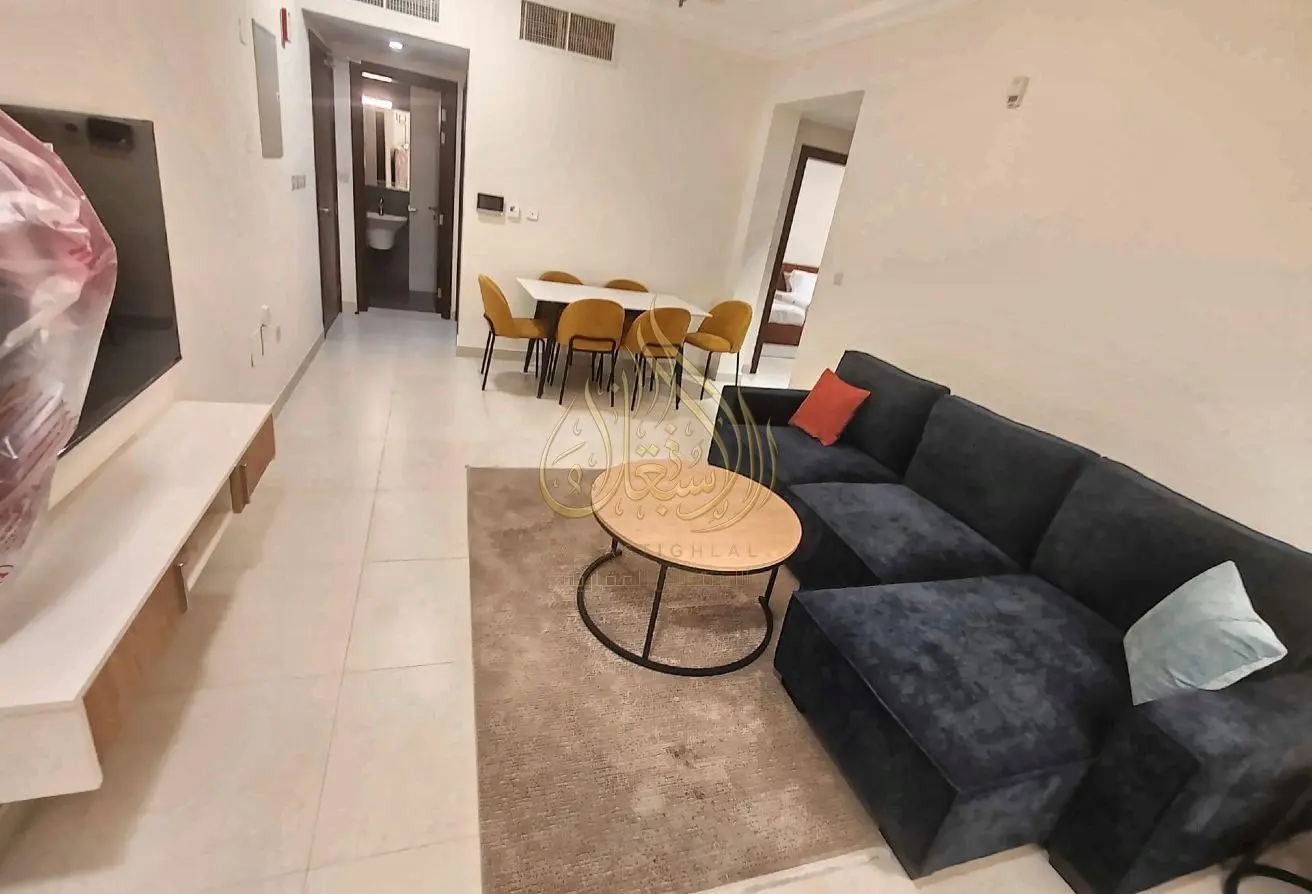 64421155 - Property Main Image