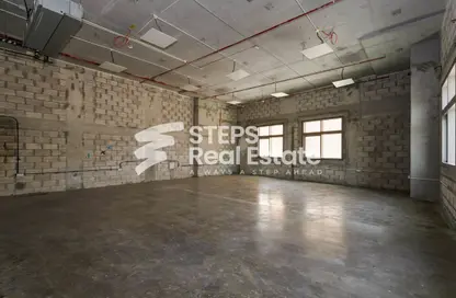 Office Space - Studio - 1 Bathroom for rent in Salaja Street - Doha Al Jadeed - Doha