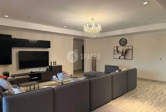 63698469 - Property Image 3