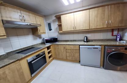Apartment - 2 Bedrooms - 3 Bathrooms for rent in West Bay Tower - West Bay - West Bay - Doha