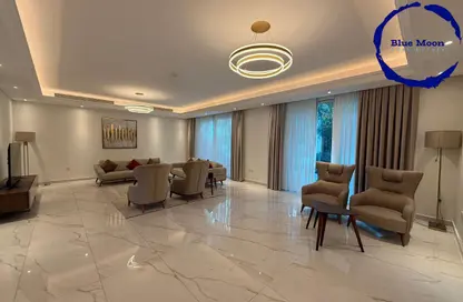 Villa - 5 Bedrooms - 6 Bathrooms for rent in Floresta Gardens - Floresta Gardens - The Pearl Island - Doha