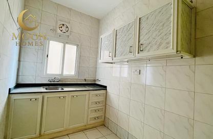 Apartment - 2 Bedrooms - 1 Bathroom for rent in Umm Ghwailina Comm - Umm Ghuwalina - Umm Ghuwailina - Doha