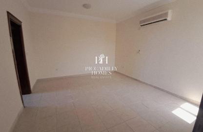 Villa - 4 Bedrooms - 4 Bathrooms for rent in Wadi Al Markh - Muraikh - AlMuraikh - Doha