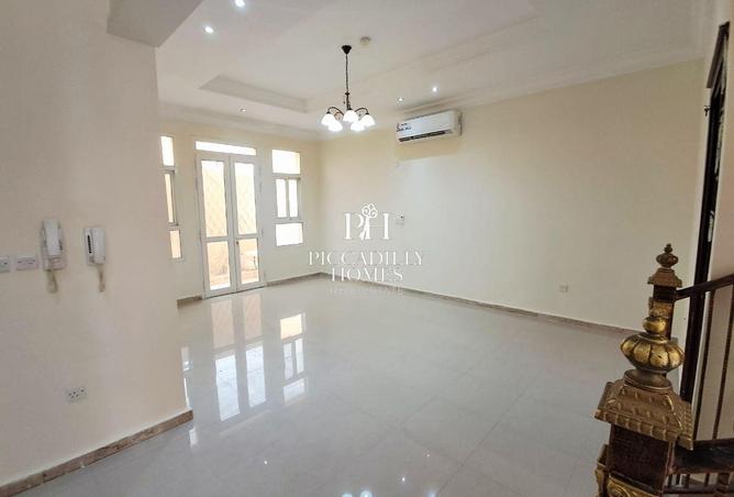 54929534 - Property Main Image