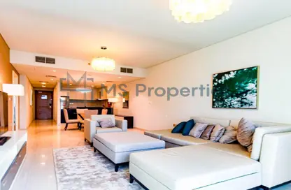 Apartment - 1 Bedroom - 2 Bathrooms for rent in Burj DAMAC Marina - Marina District - Lusail