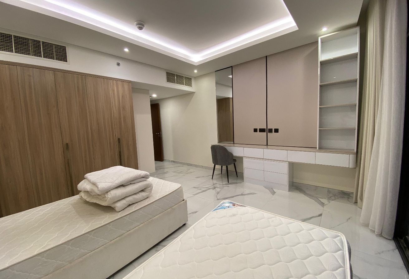 Fully Furnished | 175 SQM | Lusail Skyline & Tower thumbnail 12