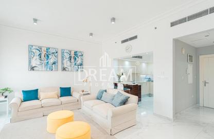 Apartment - 1 Bedroom - 2 Bathrooms for rent in Qanat Quartier - The Pearl Island - Doha Apartment - 1 Bedroom - 2 Bathrooms for rent in Qanat Quartier - The Pearl Island - Doha