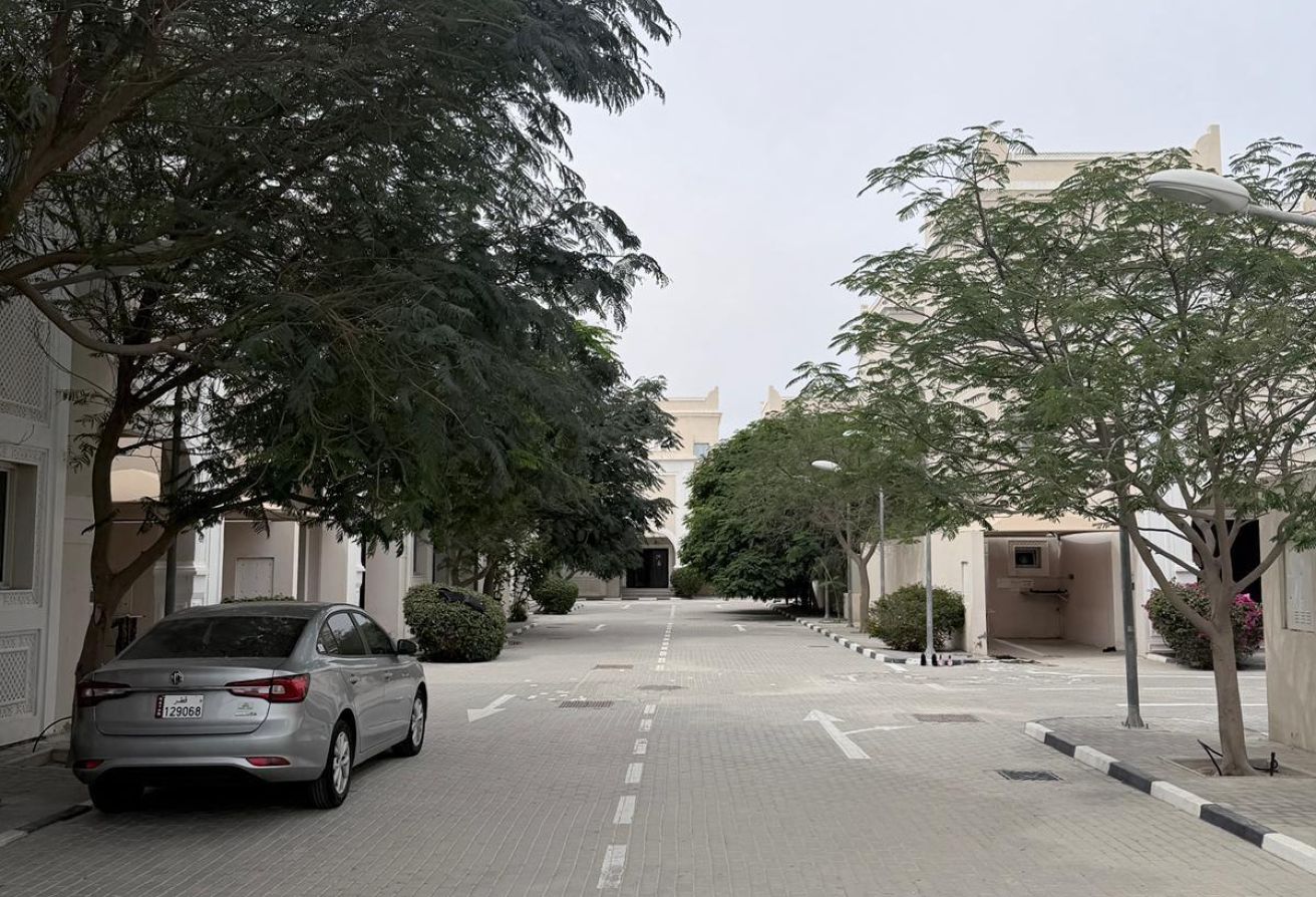 6-BR Compound Villa Umm Salal Ali thumbnail 3