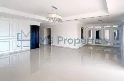 Apartment - 2 Bedrooms - 3 Bathrooms for rent in West Porto Drive - Porto Arabia - The Pearl Island - Doha Apartment - 2 Bedrooms - 3 Bathrooms for rent in West Porto Drive - Porto Arabia - The Pearl Island - Doha