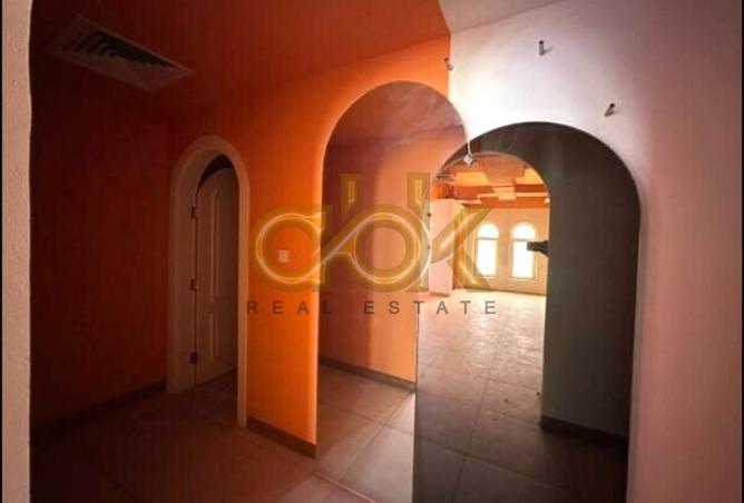 62011835 - Property Image 3