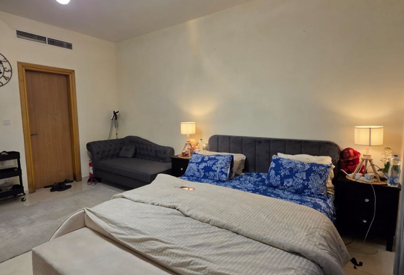 Spacious 1bhk Furnished in Lusail big layout foxhi thumbnail 9