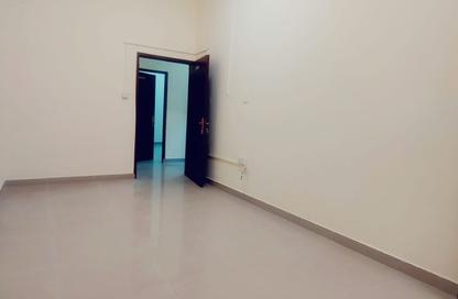 Villa - Studio - 1 Bathroom for rent in Bin Omran - Fereej Bin Omran - Doha