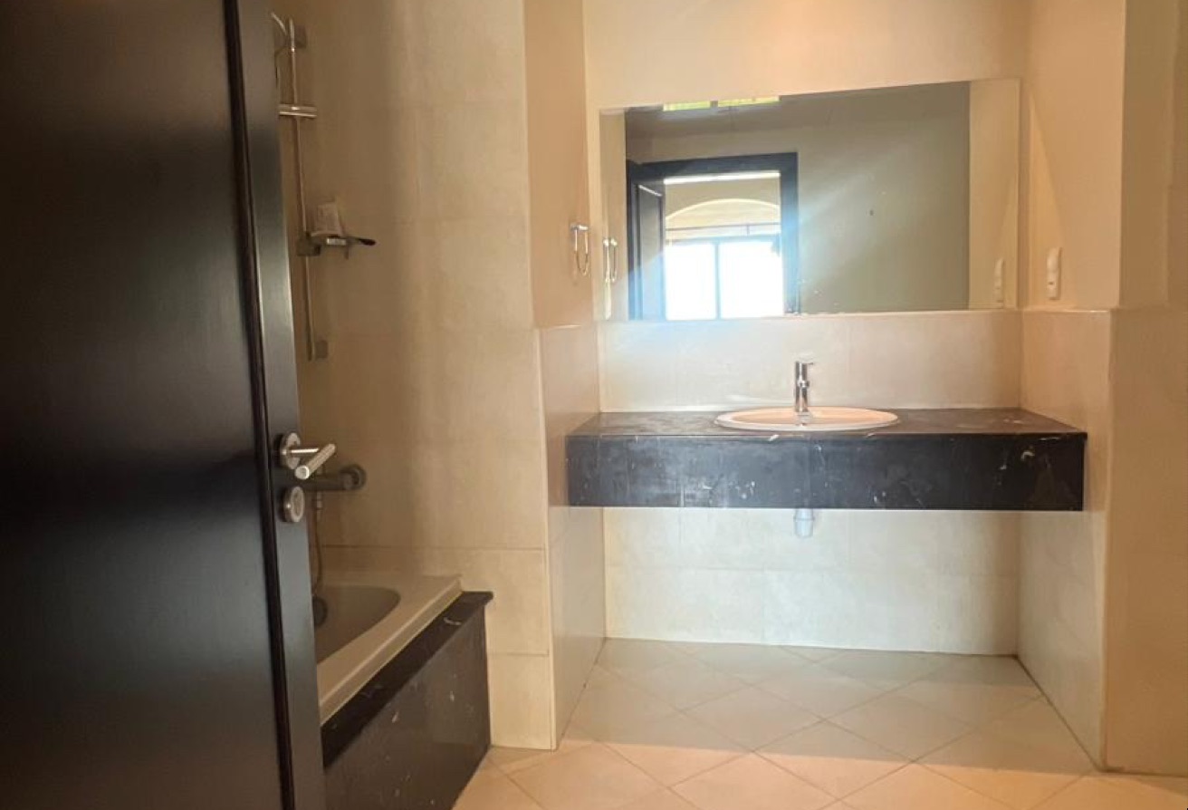 1BHK Fully Furnished | Sea View | Porto arabia thumbnail 5