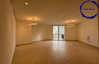 Apartment - 3 Bedrooms - 4 Bathrooms for rent in Floresta Gardens - Floresta Gardens - The Pearl Island - Doha