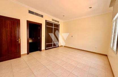 Villa - 5 Bedrooms - 6 Bathrooms for rent in Legtaifiya Lagoon - West Bay - Doha