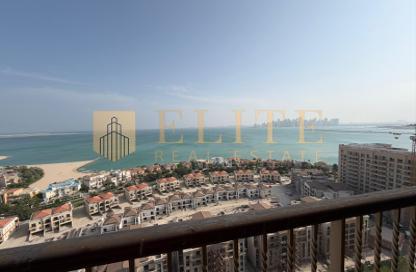 Apartment - 2 Bedrooms - 3 Bathrooms for rent in Porto Arabia Townhouses - Porto Arabia - The Pearl Island - Doha