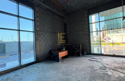 Retail - Studio - 2 Bathrooms for rent in Lusail Marina Heights - Marina District - Lusail