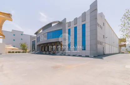 Warehouse - Studio - 2 Bathrooms for rent in Industrial Area 5 - Industrial Area - Industrial Area - Doha