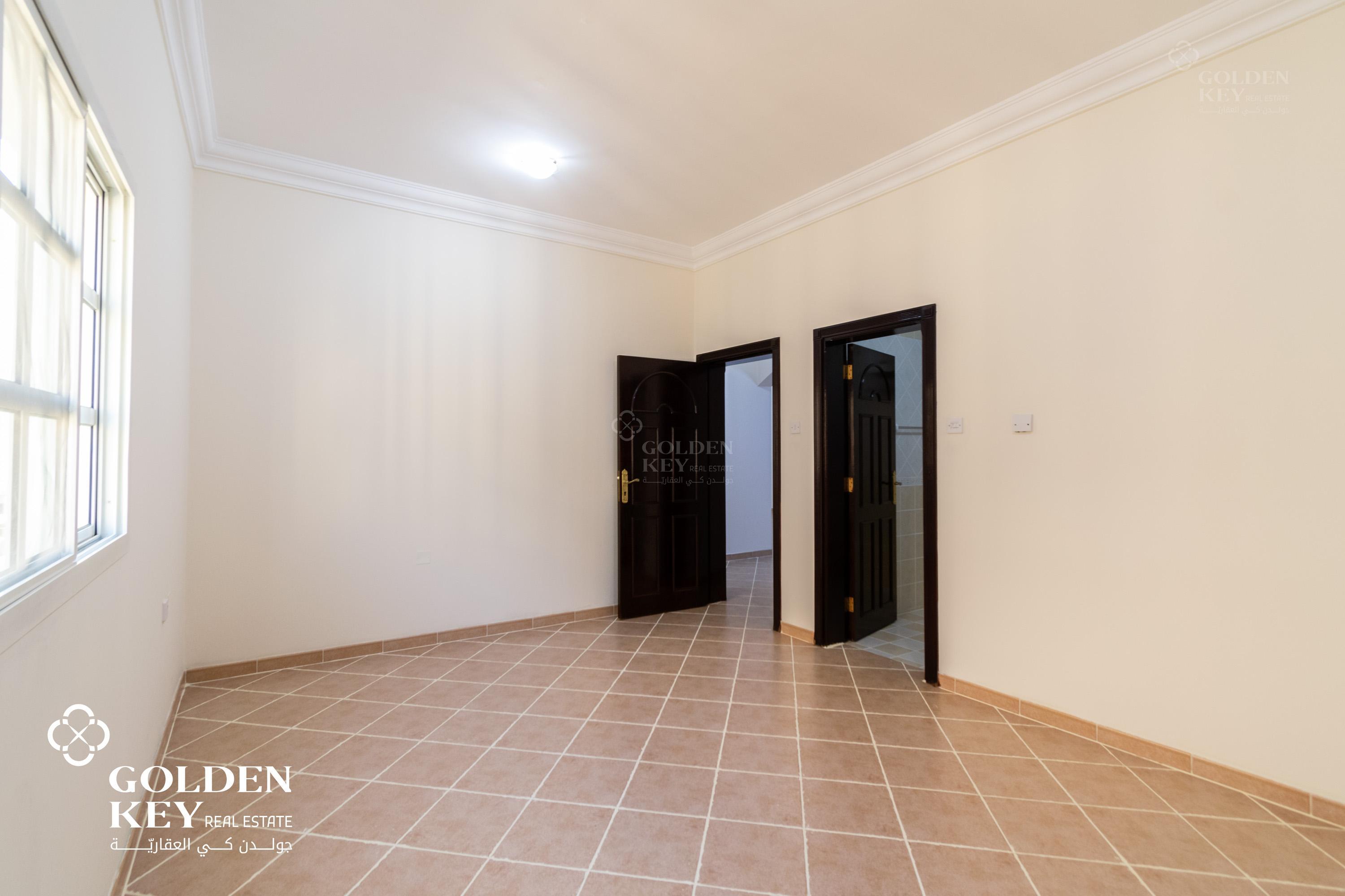 Spacious Layout | UF - 2 Bedroom in Old Airport