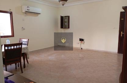 Apartment - 2 Bedrooms - 2 Bathrooms for rent in Fereej Bin Mahmoud - Doha