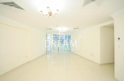Apartment - 3 Bedrooms - 4 Bathrooms for rent in West Bay - West Bay - Doha