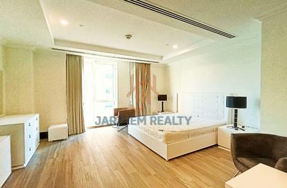 Apartment - Studio - 1 Bathroom for rent in Viva West - Viva Bahriyah - The Pearl Island - Doha
