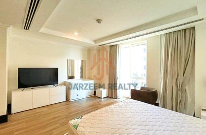 Apartment - Studio - 1 Bathroom for rent in Viva West - Viva Bahriyah - The Pearl Island - Doha
