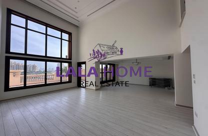 Duplex - 4 Bedrooms - 5 Bathrooms for rent in Porto Arabia Townhouses - Porto Arabia - The Pearl Island - Doha