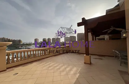Duplex - 4 Bedrooms - 5 Bathrooms for rent in Porto Arabia Townhouses - Porto Arabia - The Pearl Island - Doha