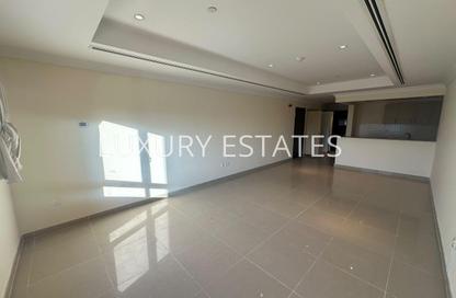 Apartment - Studio - 1 Bathroom for rent in West Porto Drive - Porto Arabia - The Pearl Island - Doha Apartment - Studio - 1 Bathroom for rent in West Porto Drive - Porto Arabia - The Pearl Island - Doha