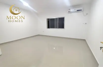 Apartment - Studio - 1 Bathroom for rent in Najma Street - Najma - Doha