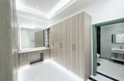 Villa - 5 Bedrooms - 6 Bathrooms for rent in West Bay Lagoon Villas - West Bay Lagoon - West Bay Lagoon - Doha