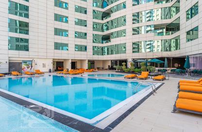 Apartment - 2 Bedrooms - 3 Bathrooms for rent in Beverly Hills Tower - West Bay - West Bay - Doha