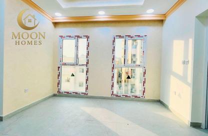 Apartment - 1 Bedroom - 2 Bathrooms for rent in Umm Ghwailina Comm - Umm Ghuwalina - Umm Ghuwailina - Doha Apartment - 1 Bedroom - 2 Bathrooms for rent in Umm Ghwailina Comm - Umm Ghuwalina - Umm Ghuwailina - Doha
