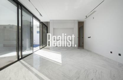 Villa - 4 - 5 for sale in Al Kheesa - Al Kheesa - Umm Salal Mohammed