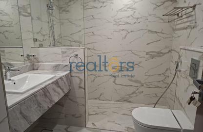 Apartment - 2 Bedrooms - 3 Bathrooms for sale in Marina Tower 23 - Marina District - Lusail
